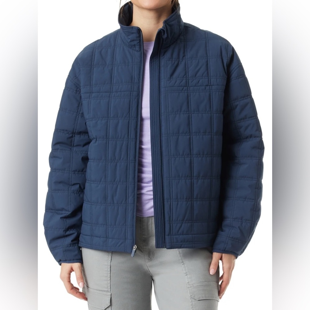 Bass Outdoors Spring Oversized Women's Blue Puffer Jacket - NWT - Size M